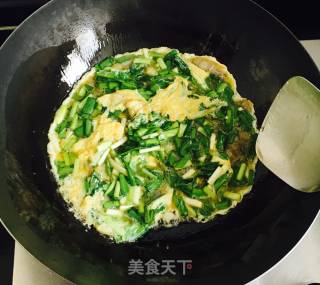 皮皮虾肉炒鸡蛋的做法步骤：4