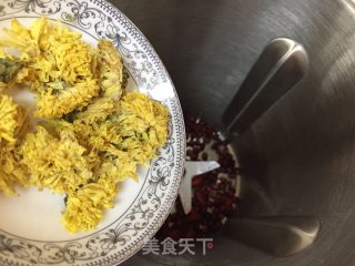 菊花枸杞红豆浆的做法步骤：3