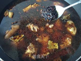 香菇炖猪蹄的做法步骤：9