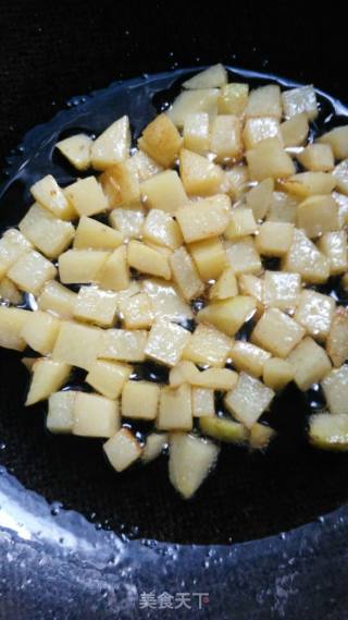 土豆焖饭的做法步骤：4