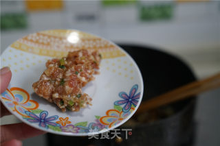 肉末香菇炒西芹的做法步骤：4