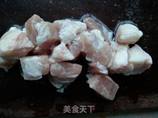 快手版土豆红烧肉的做法步骤：2