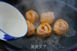 胡萝卜汁烫面水煎包的做法步骤：8