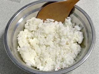 双层鸡肉米饭堡的做法步骤：4