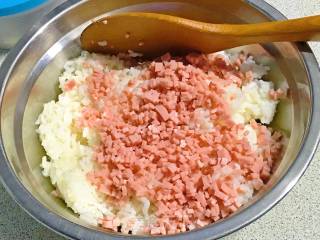 双层鸡肉米饭堡的做法步骤：6