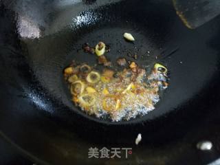 鱼香肉丝的做法步骤：4