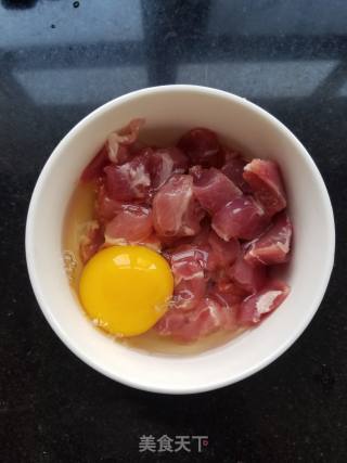 菠萝咕佬肉的做法步骤：3