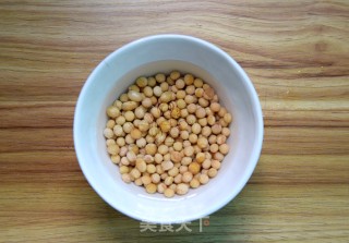 红枣莲子豆浆的做法步骤：2
