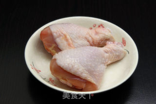 孜然烤鸡腿的做法步骤：1