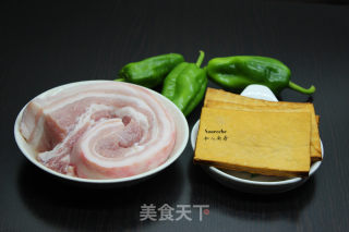 花肉炒香干的做法步骤：1