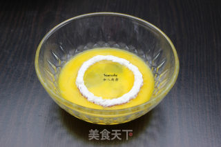 酥炸洋葱圈的做法步骤：4