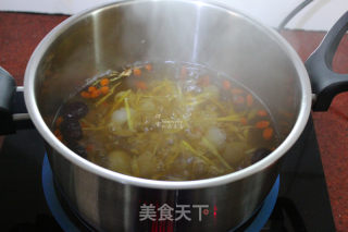 枸杞桂圆红糖茶的做法步骤：7