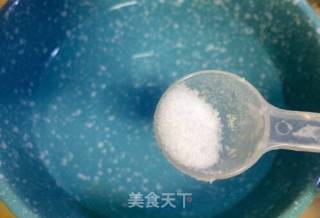 #花样美食#百变水果~苹果巴沙咕噜肉的做法步骤：2