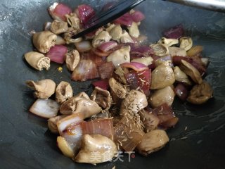 洋葱炒鸡心—补血养颜防感冒的做法步骤：10