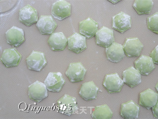 多边形翡翠三鲜饺子的做法步骤：19