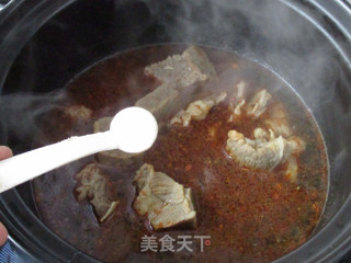 牛肉麻辣香锅的做法步骤：6