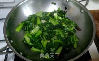 新派炝炒小青菜的做法步骤：6