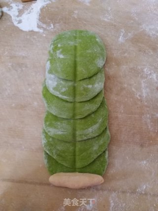 花朵小馒头的做法步骤：5