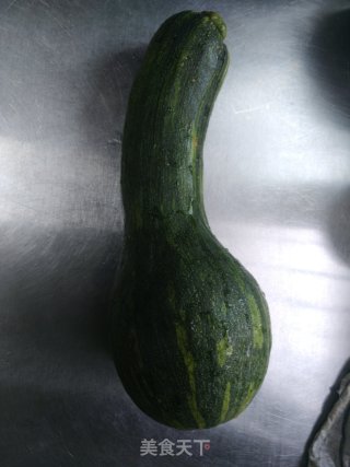鲜肉拉瓜馅饺子的做法步骤：3