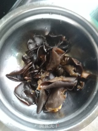 小炒洋葱的做法步骤：2