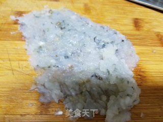 虾滑菠菜汤面的做法步骤：1
