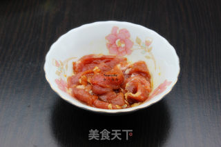 瘦肉炒云南小瓜的做法步骤：3