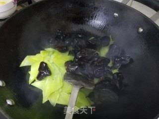青笋鸡蛋木耳的做法步骤：4