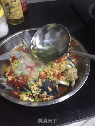 剁椒鱼头的做法步骤：8