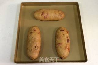 红枣枸杞软欧包的做法步骤：11