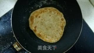 白菜虾仁馅饼的做法步骤：7
