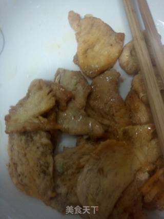鸡胸肉芦笋晚餐的做法步骤：1