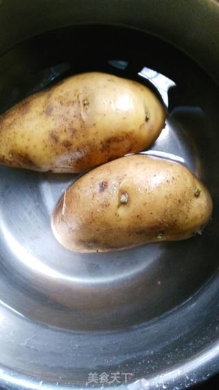 番茄土豆汤的做法步骤：1