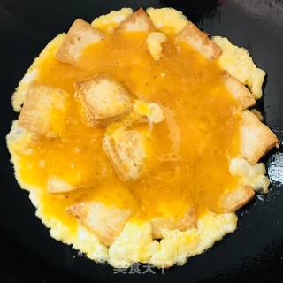 豆腐煎蛋的做法步骤：4