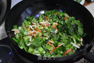 菜心炒粉丝的做法步骤：6