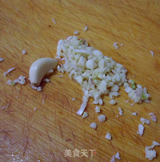 花样美食——蒜香茼蒿的做法步骤：3
