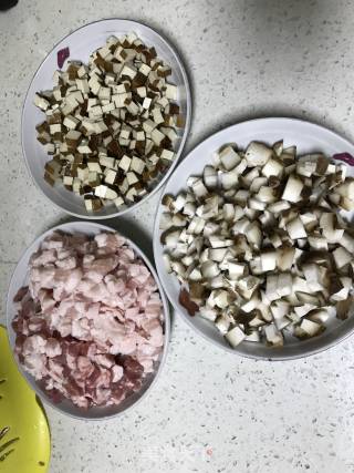 三鲜豆皮的做法步骤：1