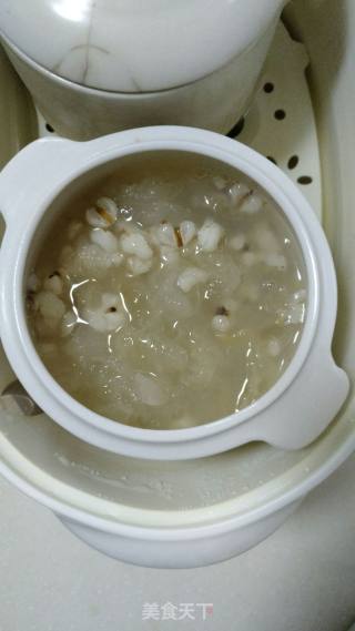 薏米银耳羹的做法步骤：5