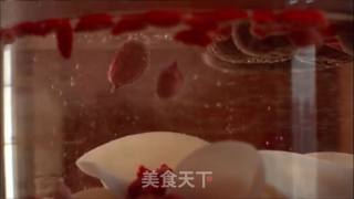 红枣花生玉木耳甜汤的做法步骤：5
