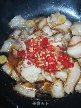 蒜苗走油肉的做法步骤：5