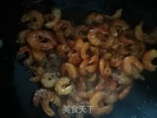 辣炒虾肉干的做法步骤：3