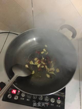 白菜炒豆条的做法步骤：5