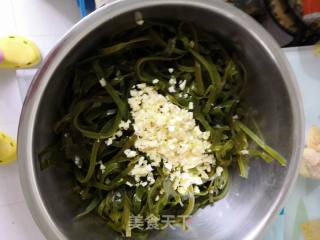 花样美食～洋葱炒苦肠的做法步骤：4