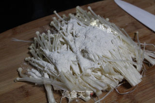 金针菇天妇罗的做法步骤：5