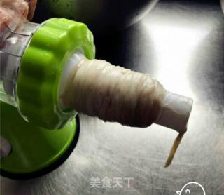 自制脆皮肠的做法步骤：6
