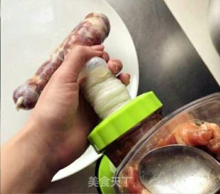 自制脆皮肠的做法步骤：7