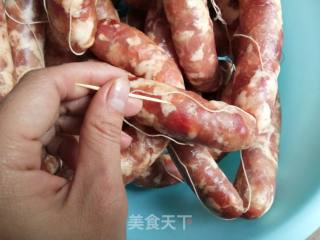 自制脆皮肠的做法步骤：11