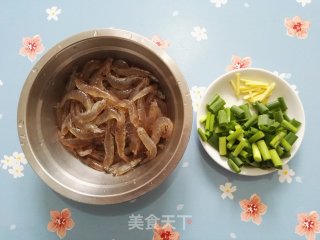 香炒河虾的做法步骤：2