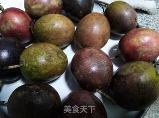 百香果饮品的做法步骤：1