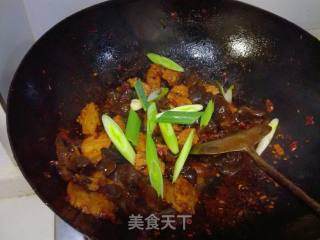 木耳回锅肉的做法步骤：16