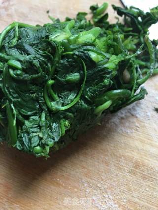 春来野菜香之番茄荠菜肉丸汤的做法步骤：5